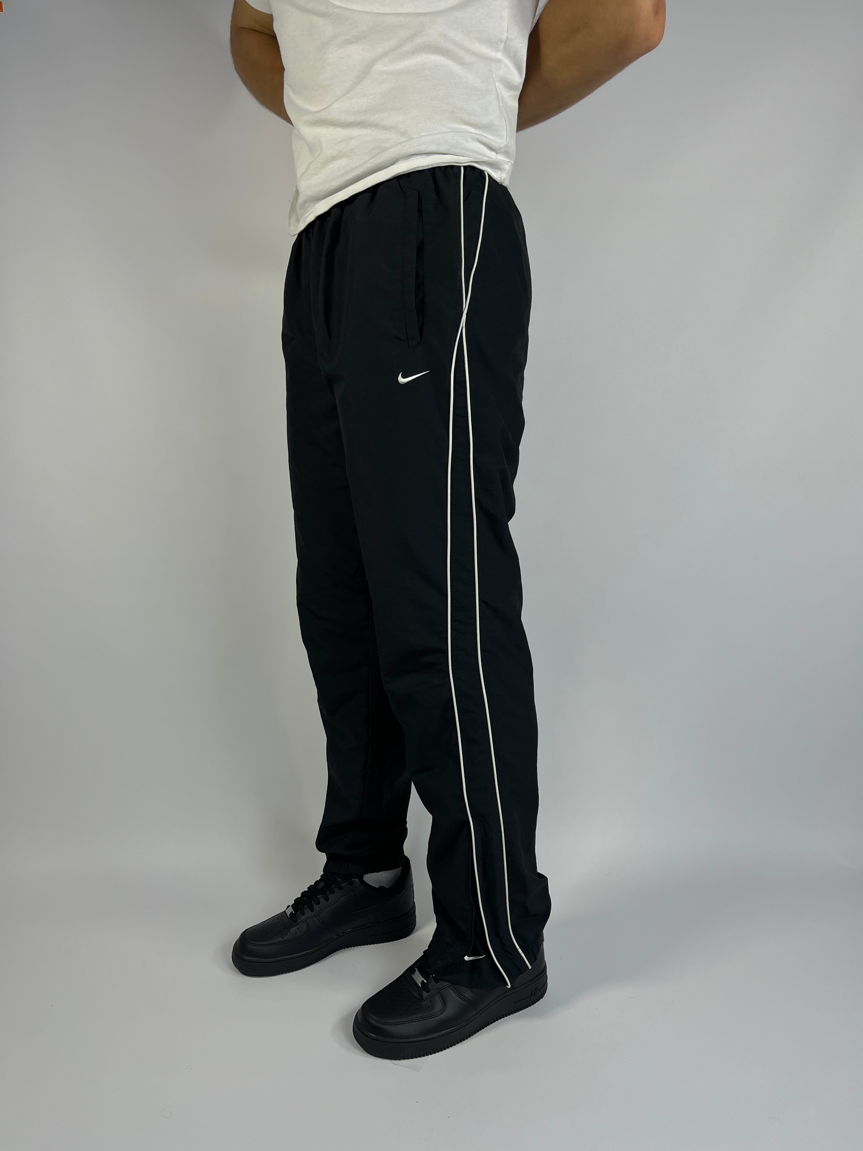 SUPER RARE Nike Vintage Trackpants Black - (M)
