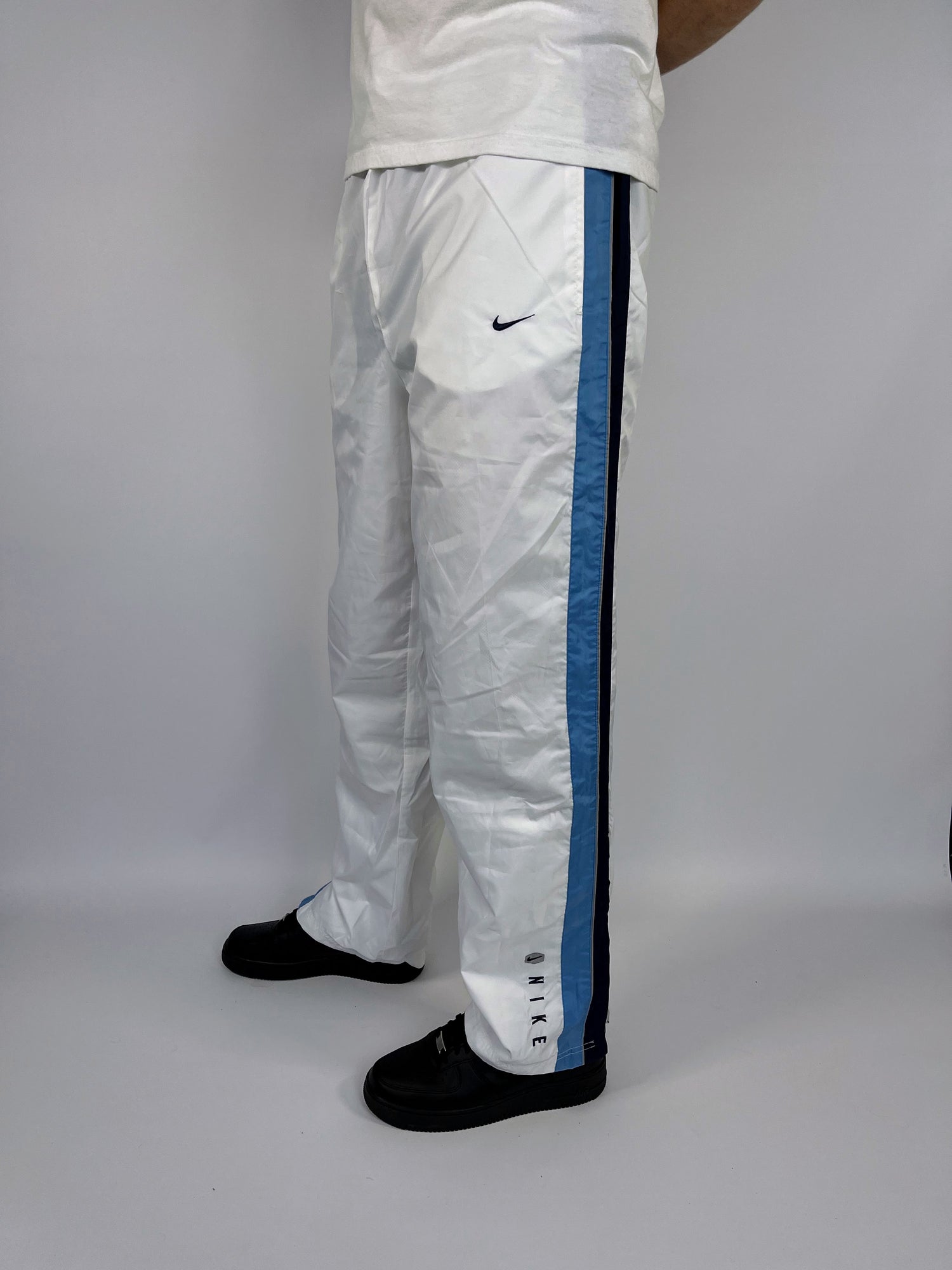 SUPER RARE Nike Vintage Track Pants - (M)
