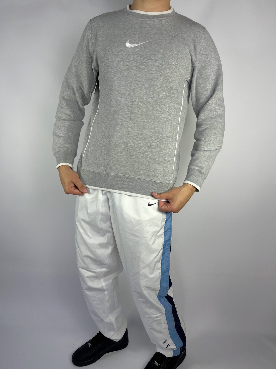 RARE Nike Vintage Sweatshirt Gray - (S)