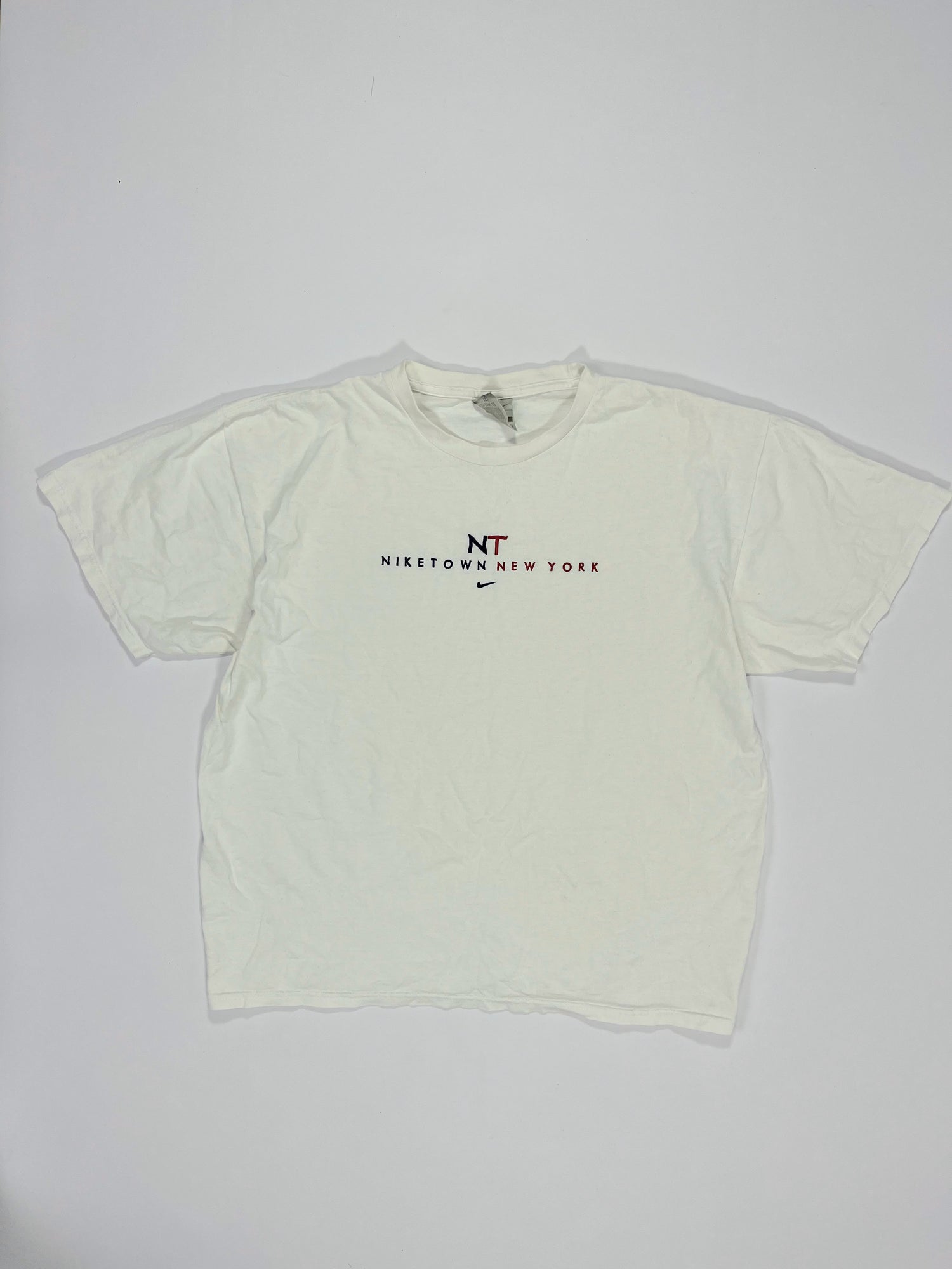 SUPER RARE Nike TOWN Vintage T-Shirt White (L)