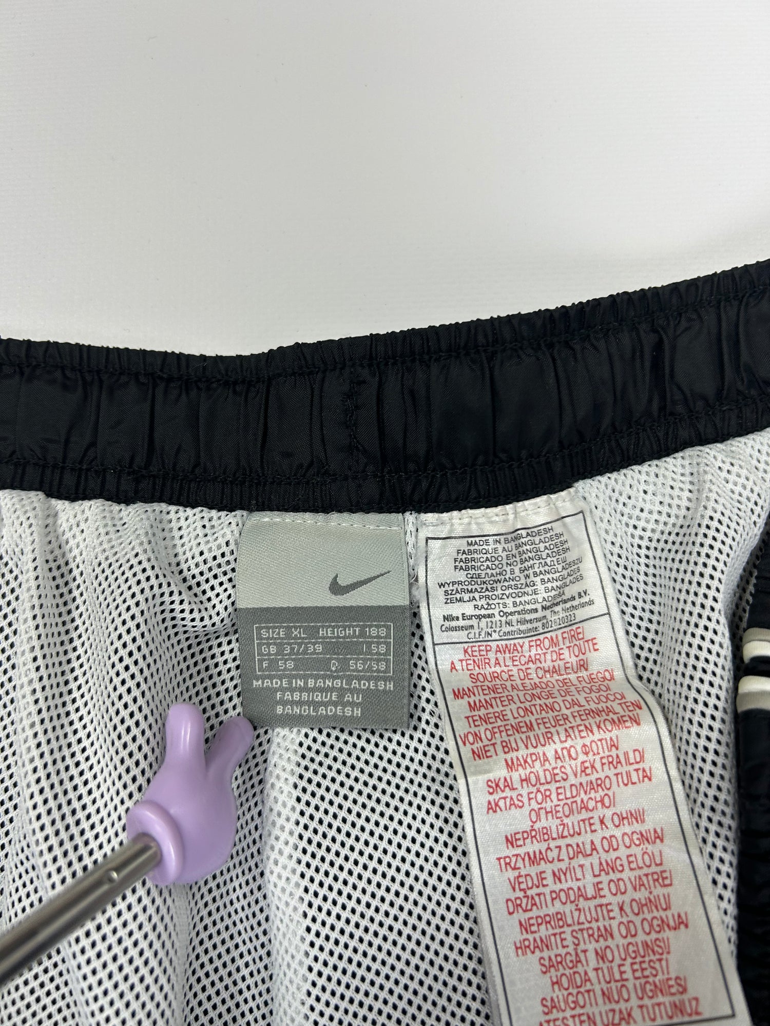 SUPER RARE Nike Vintage Trackpants Black - (M)