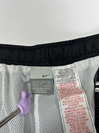 SUPER RARE Nike Vintage Trackpants Black - (M)